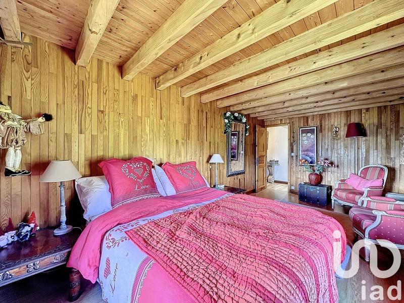 Châlet - 265 m² - 15 pièces