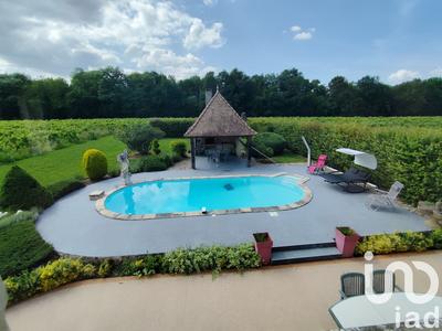 Maison - 214 m² - 6 pièces