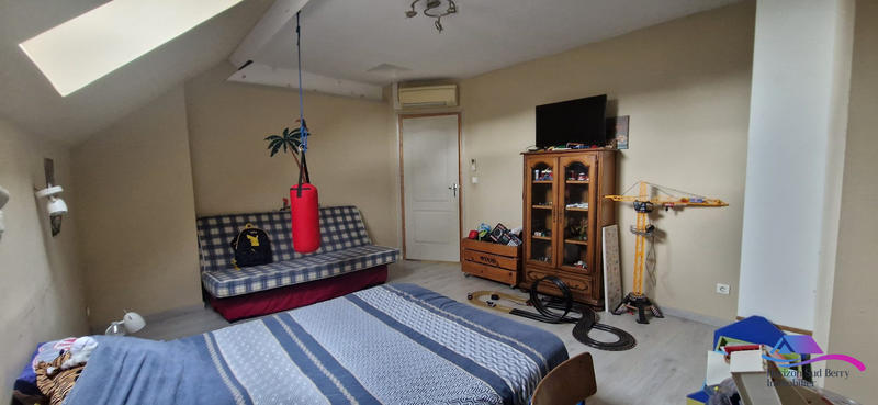 Maison - 99 m² - 3 pièces