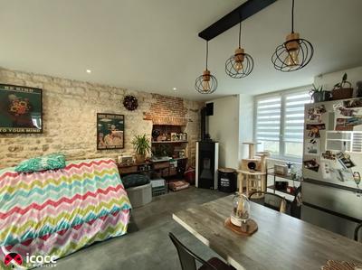 Maison - 104 m² - 4 pièces