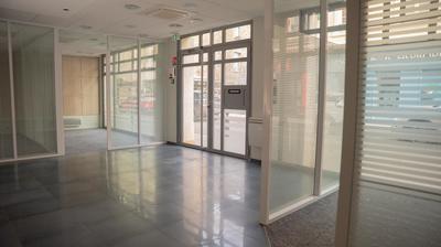 Local commercial - 138 m² - 5 pièces