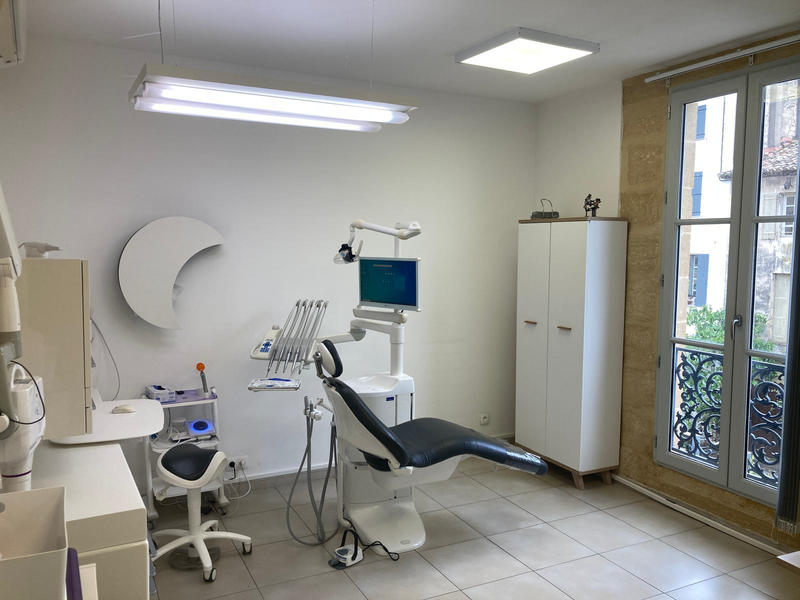 Local commercial - 73 m² - 6 pièces