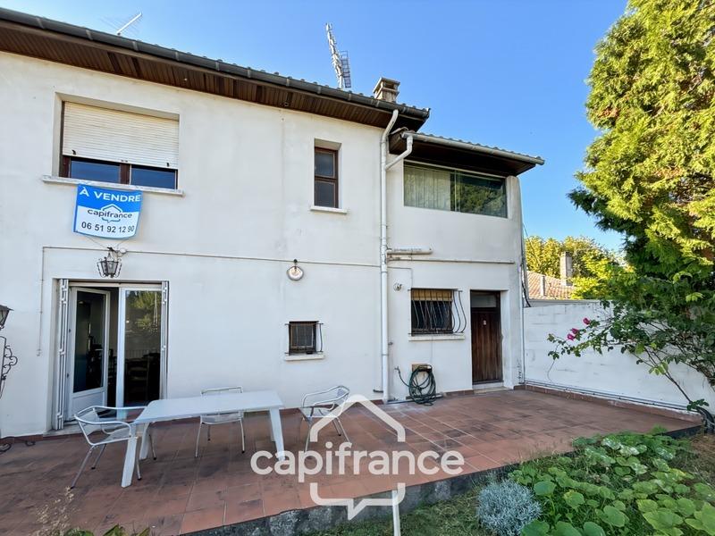 Maison - 110 m² - 6 pièces