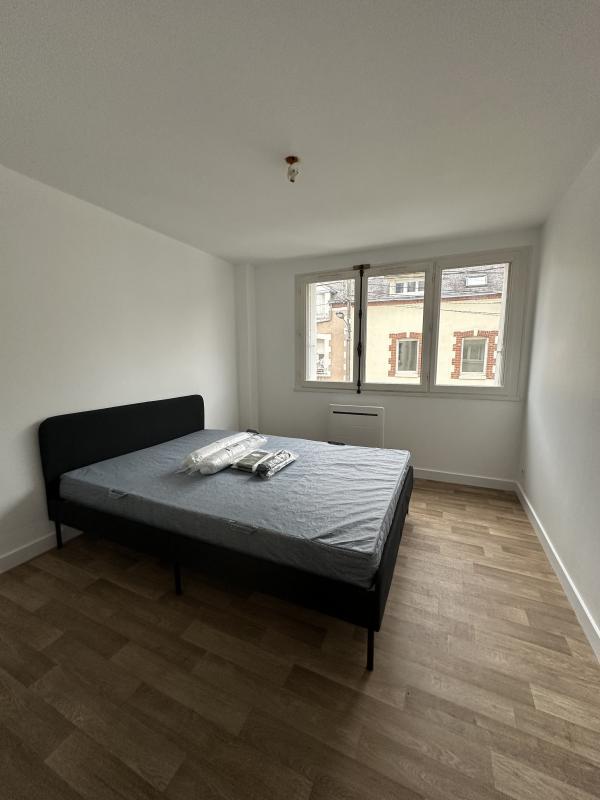 Appartement - 95 m² - 5 pièces