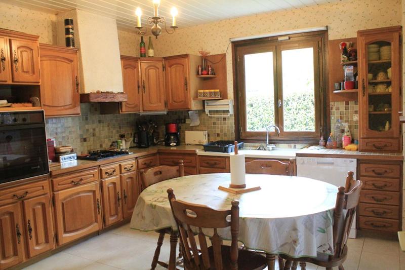 Maison - 181 m² - 8 pièces