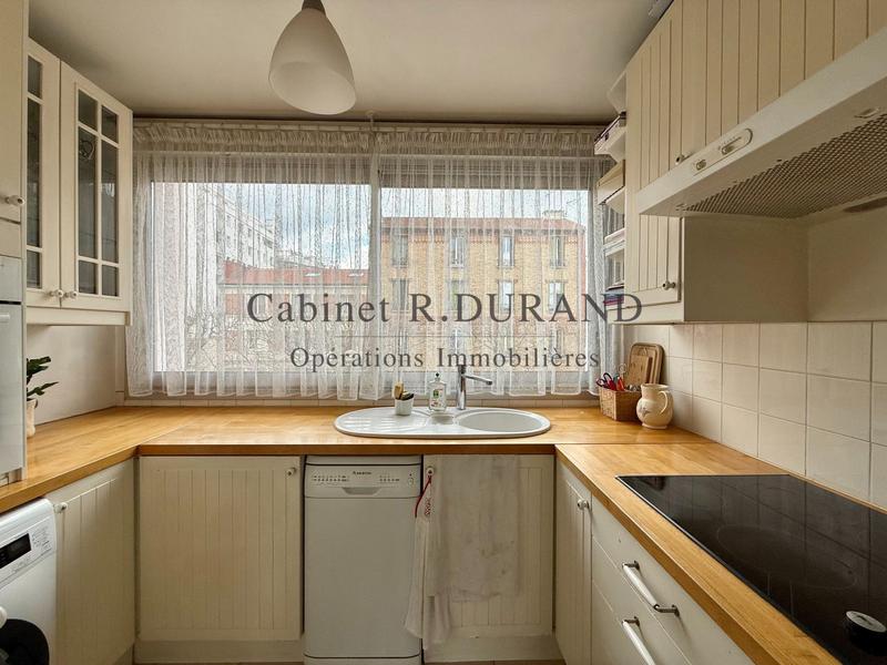 Appartement - 81 m² - 4 pièces