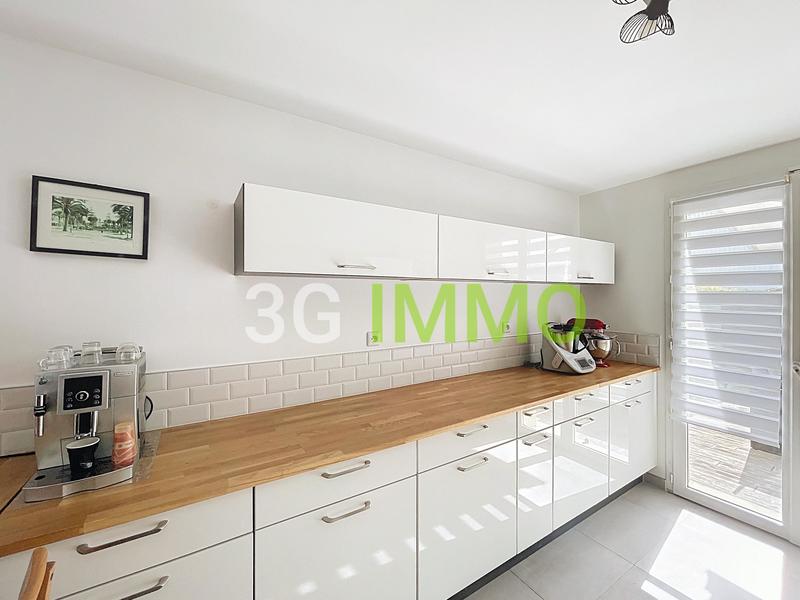 Maison - 80 m² - 5 pièces