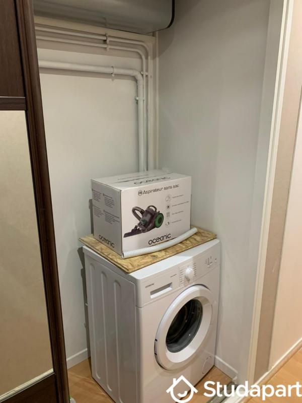 Chambre - 99 m² - 1 pièce