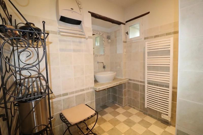 Mas - 390 m² - 10 pièces