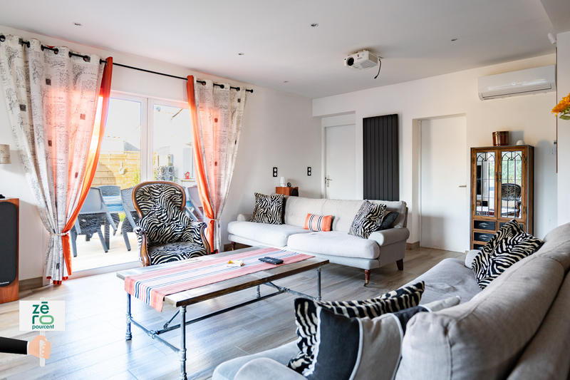 Maison - 174 m² - 8 pièces