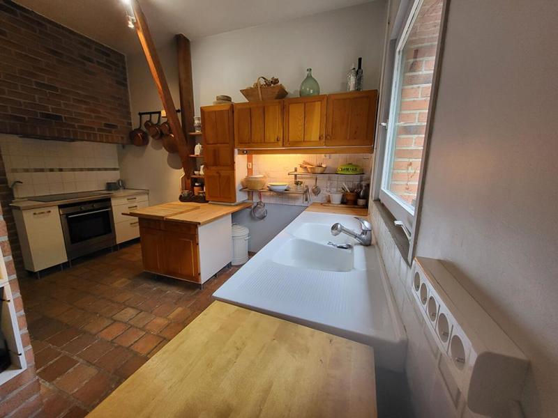 Maison - 300 m² - 11 pièces