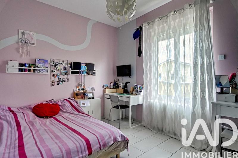 Maison - 104 m² - 4 pièces