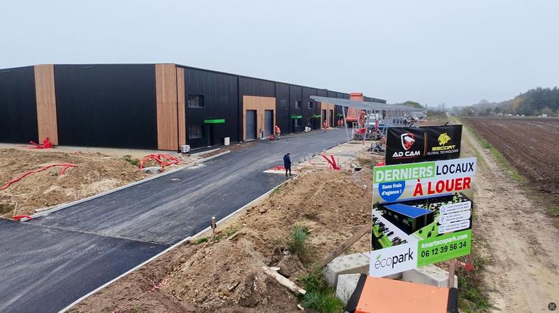 Entrepôt - 350 m² - 4 pièces