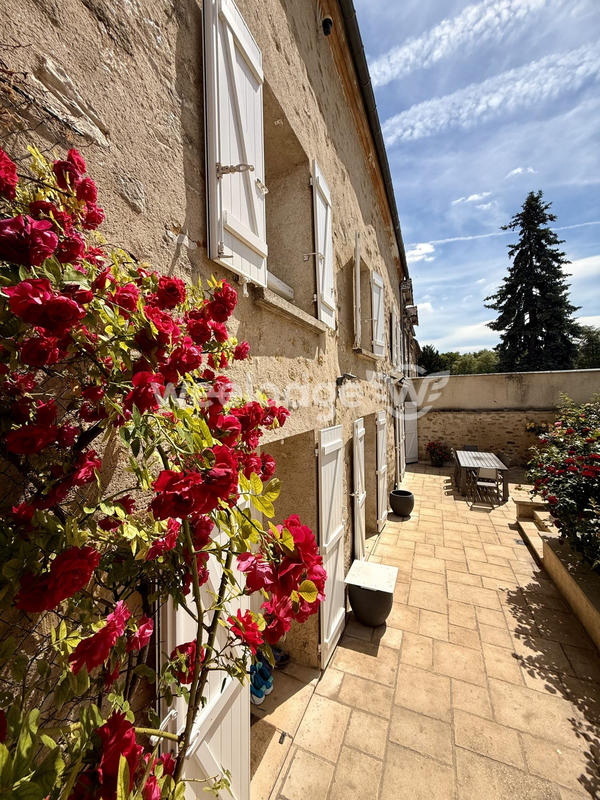 Maison - 195 m² - 6 pièces