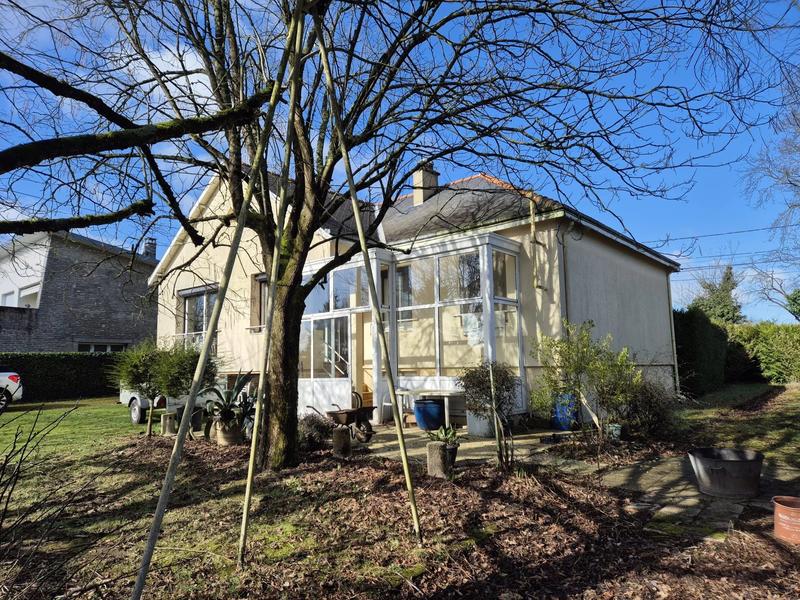Maison - 95 m² - 5 pièces
