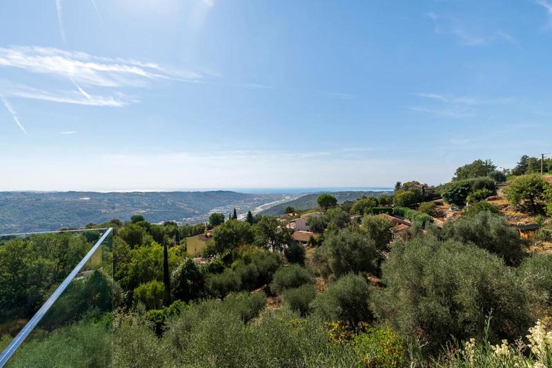 Villa - 233 m² - 8 pièces