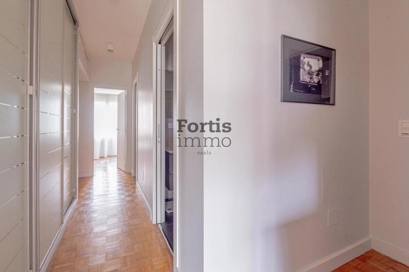 Appartement - 108 m² - 4 pièces