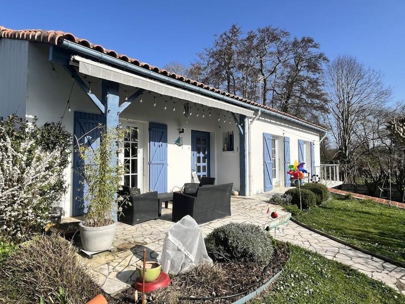 Maison - 140 m² - 5 pièces
