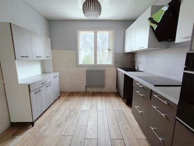 Maison - 73 m² - 4 pièces