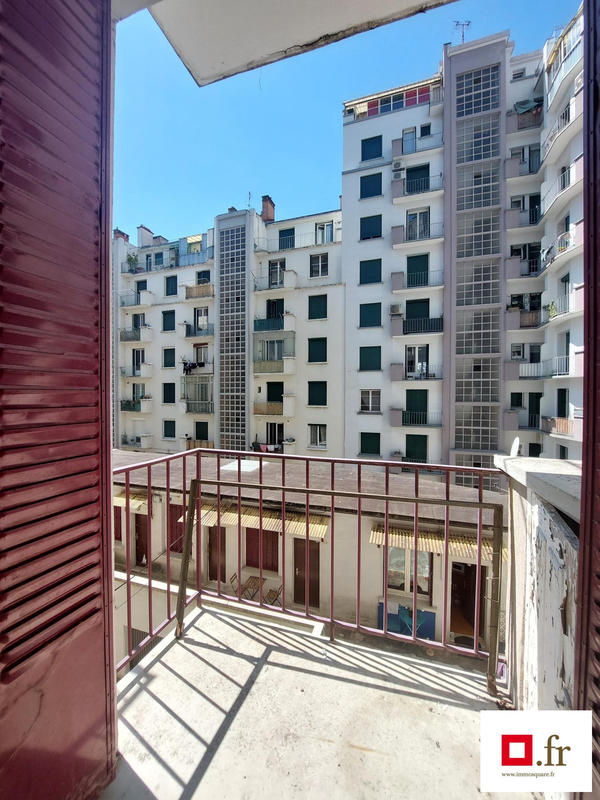 Appartement - 69 m² - 2 pièces