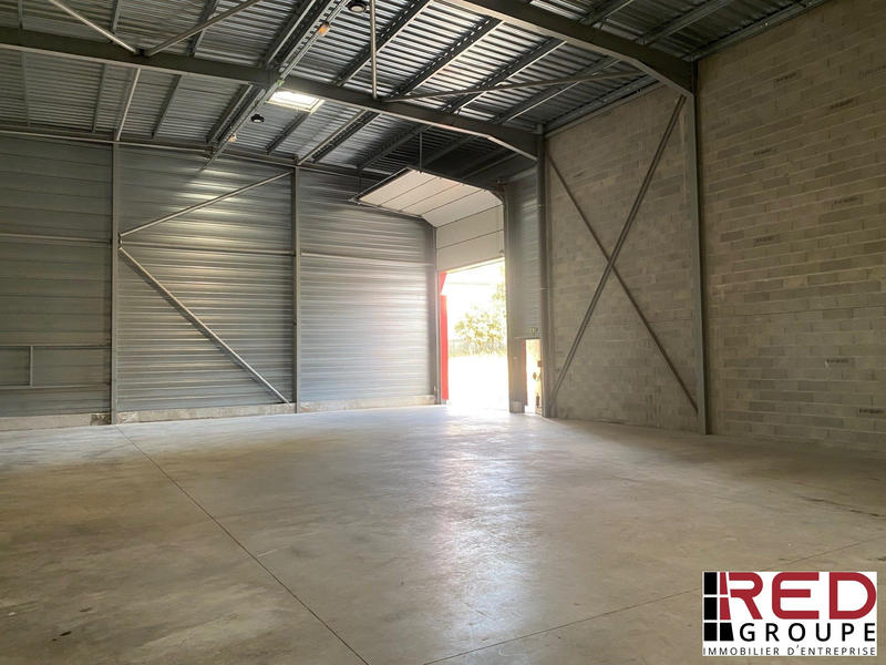 Entrepôt - 470 m²