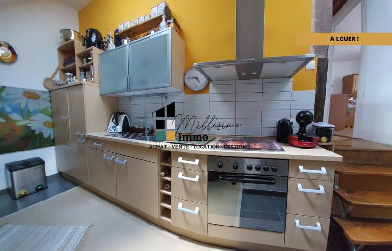 Appartement - 82 m² - 2 pièces