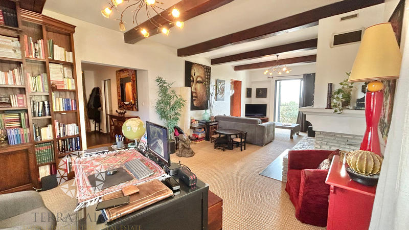 Villa - 225 m² - 7 pièces