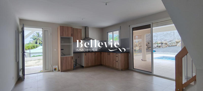 Maison - 115 m² - 4 pièces