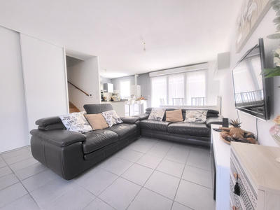 Maison - 79 m² - 4 pièces