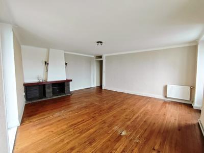 Appartement - 82 m² - 2 pièces