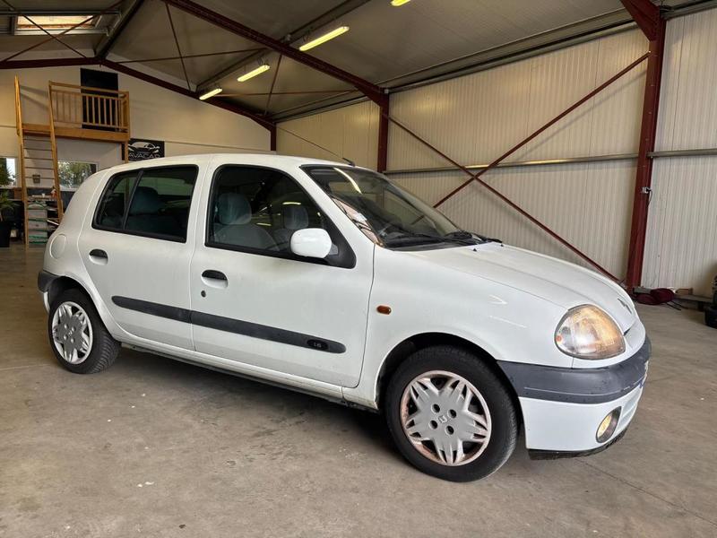 Renault Clio II 1.6 i 90cv - Climatisation