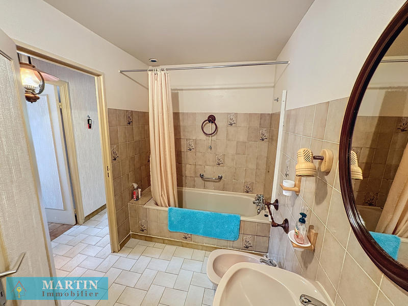 Villa - 143 m² - 6 pièces