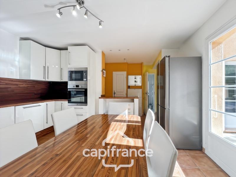 Maison - 158 m² - 7 pièces