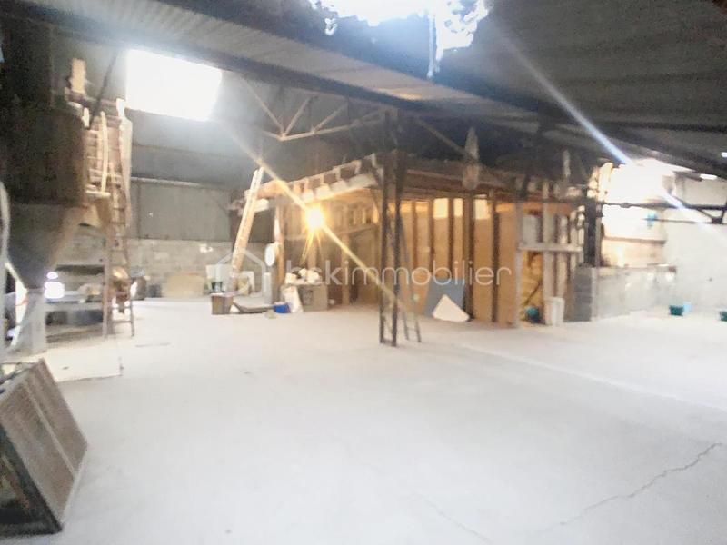 Maison - 241 m² - 6 pièces