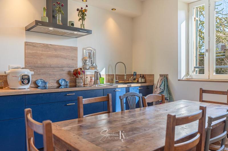 Maison - 95 m² - 4 pièces