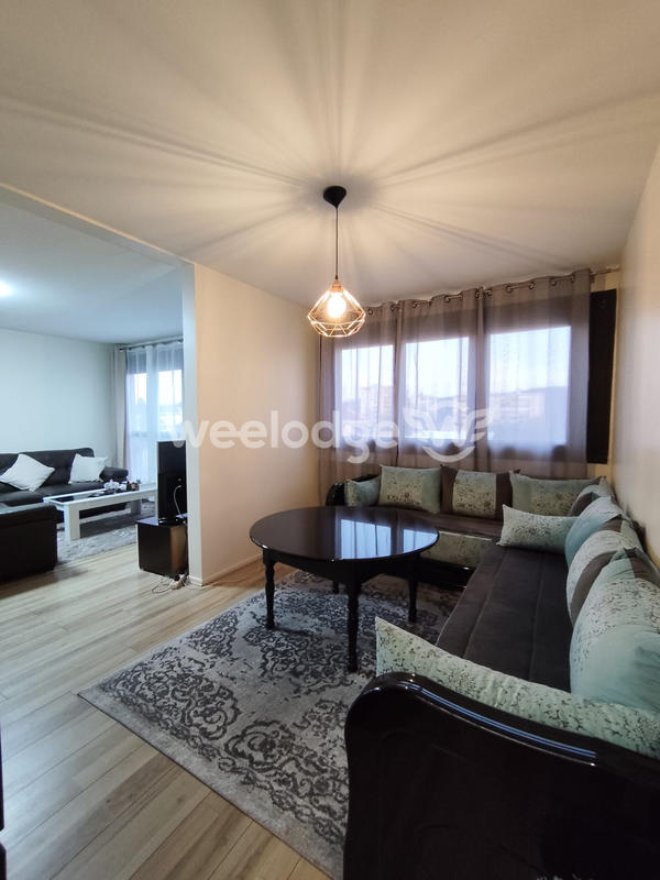 Appartement - 101 m² - 5 pièces