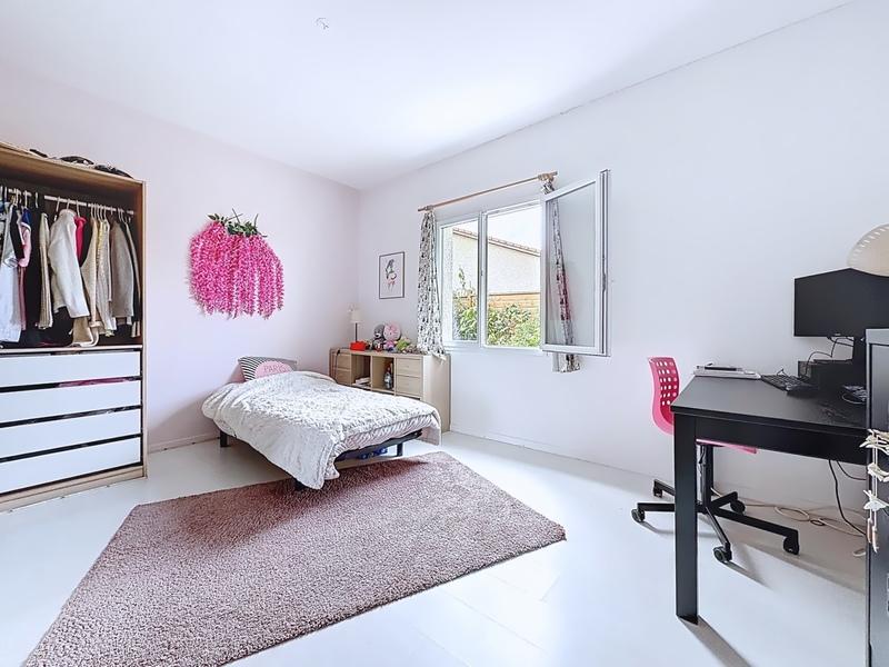 Maison - 228 m² - 6 pièces