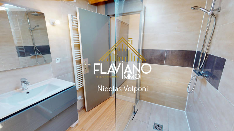 Appartement - 88 m² - 3 pièces