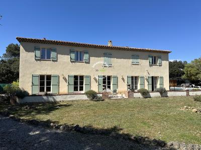 Bastide - 235 m² - 9 pièces