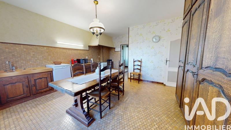 Maison - 364 m² - 6 pièces