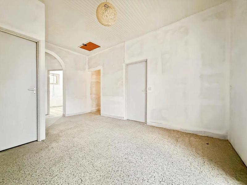 Maison - 205 m² - 8 pièces