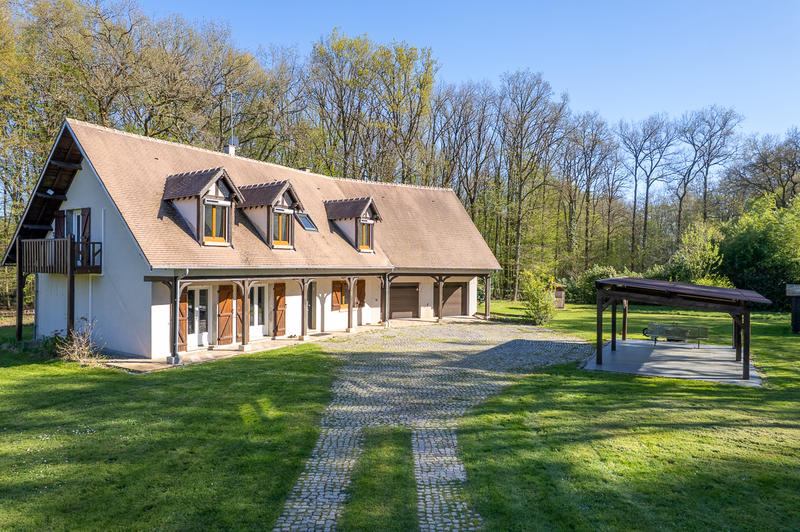 Maison - 142 m² - 5 pièces