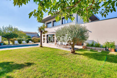 Villa - 160 m² - 6 pièces