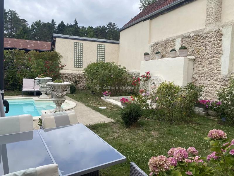 Maison - 153 m² - 5 pièces