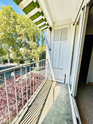 Appartement - 80 m² - 4 pièces