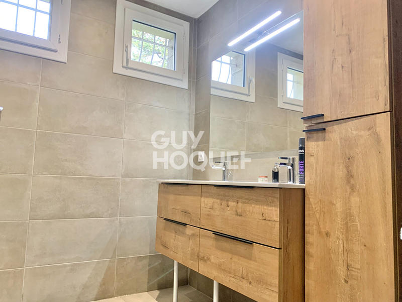 Maison - 138 m² - 8 pièces