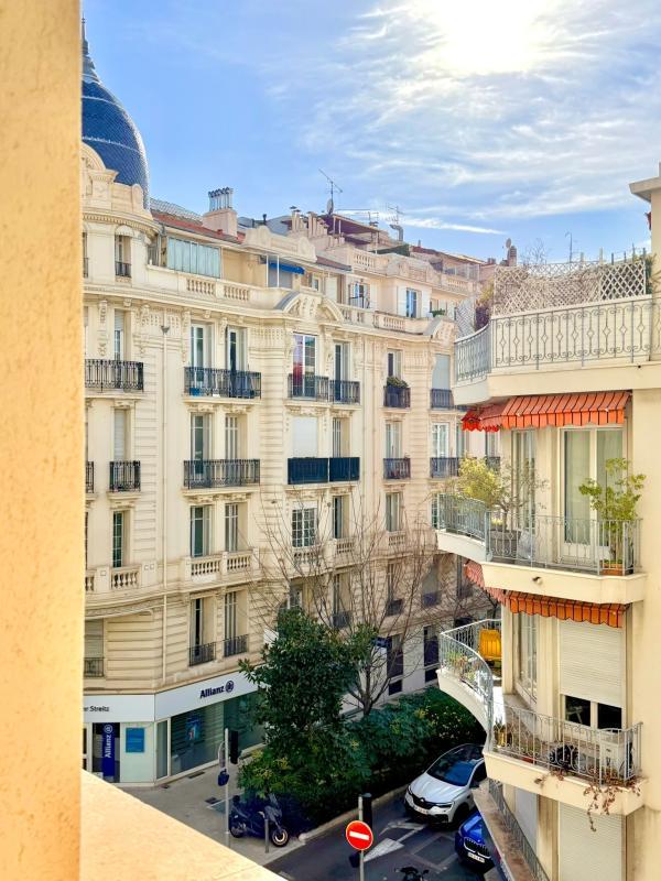 Studio - 27 m² - 2 pièces