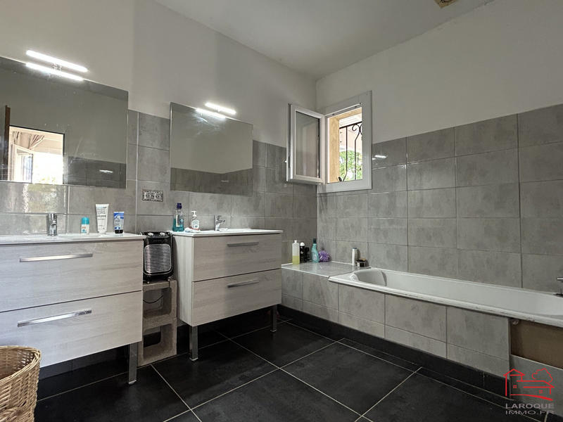 Maison - 105 m² - 4 pièces