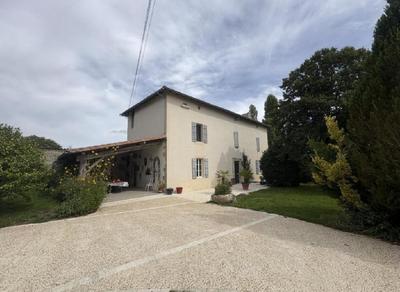 Maison - 192 m² - 6 pièces