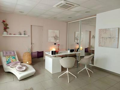 Bureau - 148 m² - 6 pièces